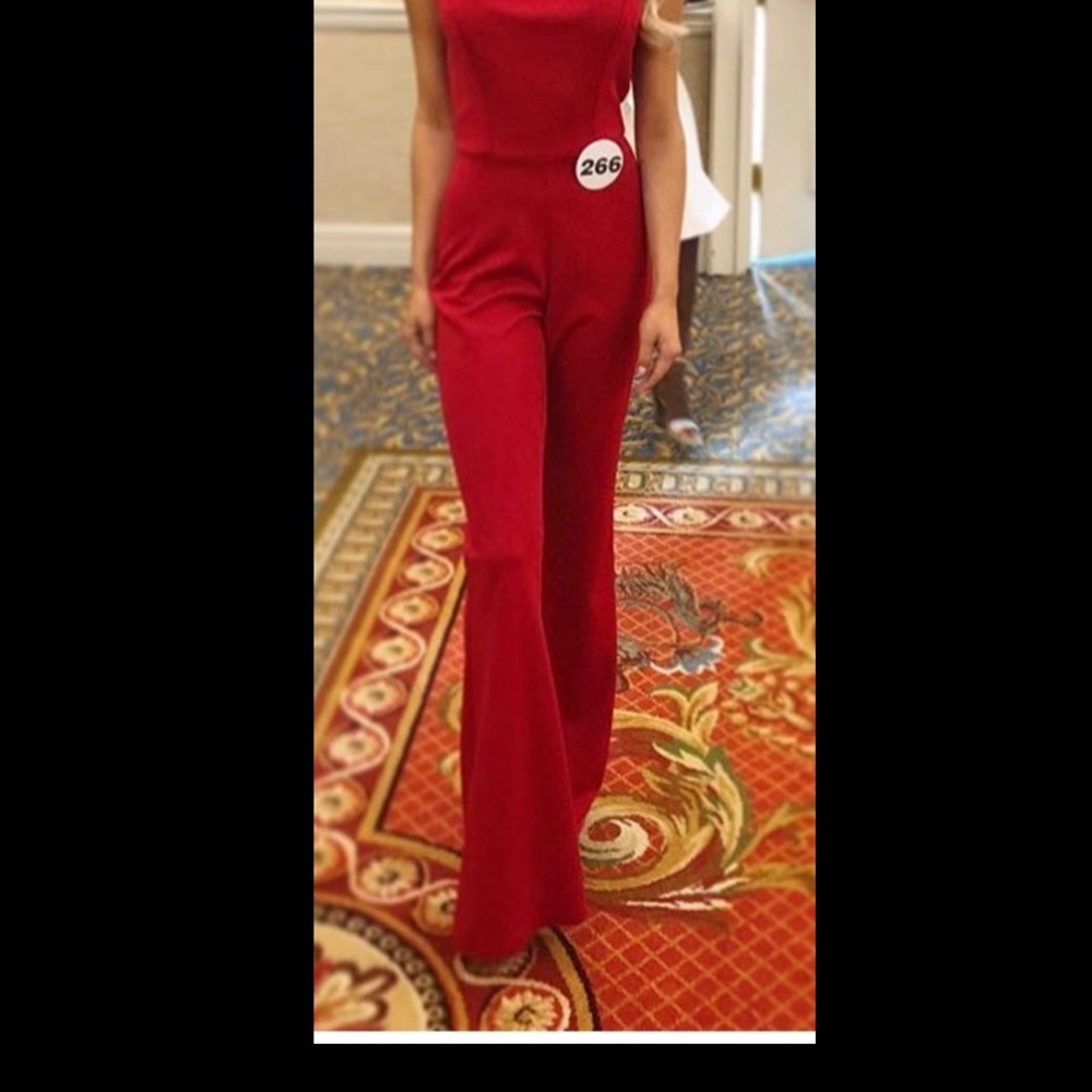 Fernando Wong custom made Elegant Red Sleeveless Jumpsuit SZ 0